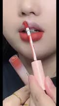 Lipstick Lovers-itslipsticklovers