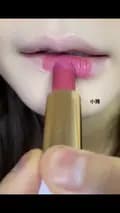 Lipstick Lovers-itslipsticklovers