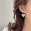 Earrings-ornaments_earrings